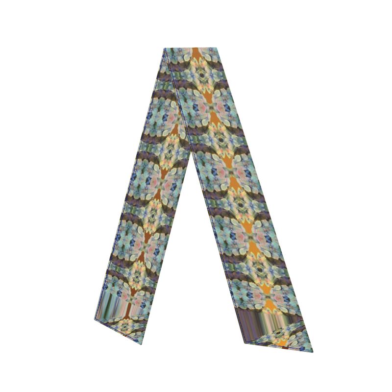 Tartan Hydrangea Buidhe: The Versatile Scarf