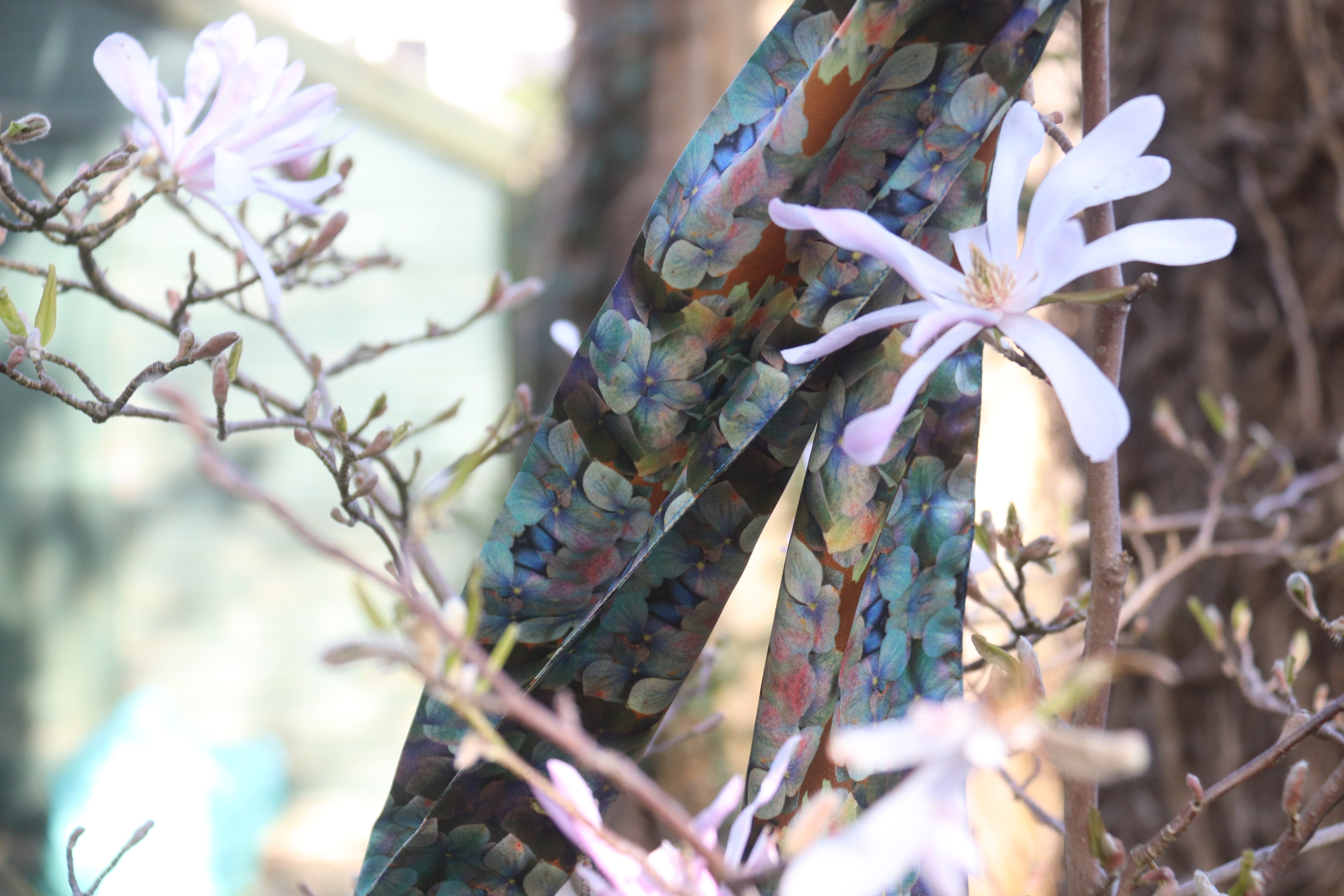 Tartan Hydrangea Buidhe: The Extra Large Scarf