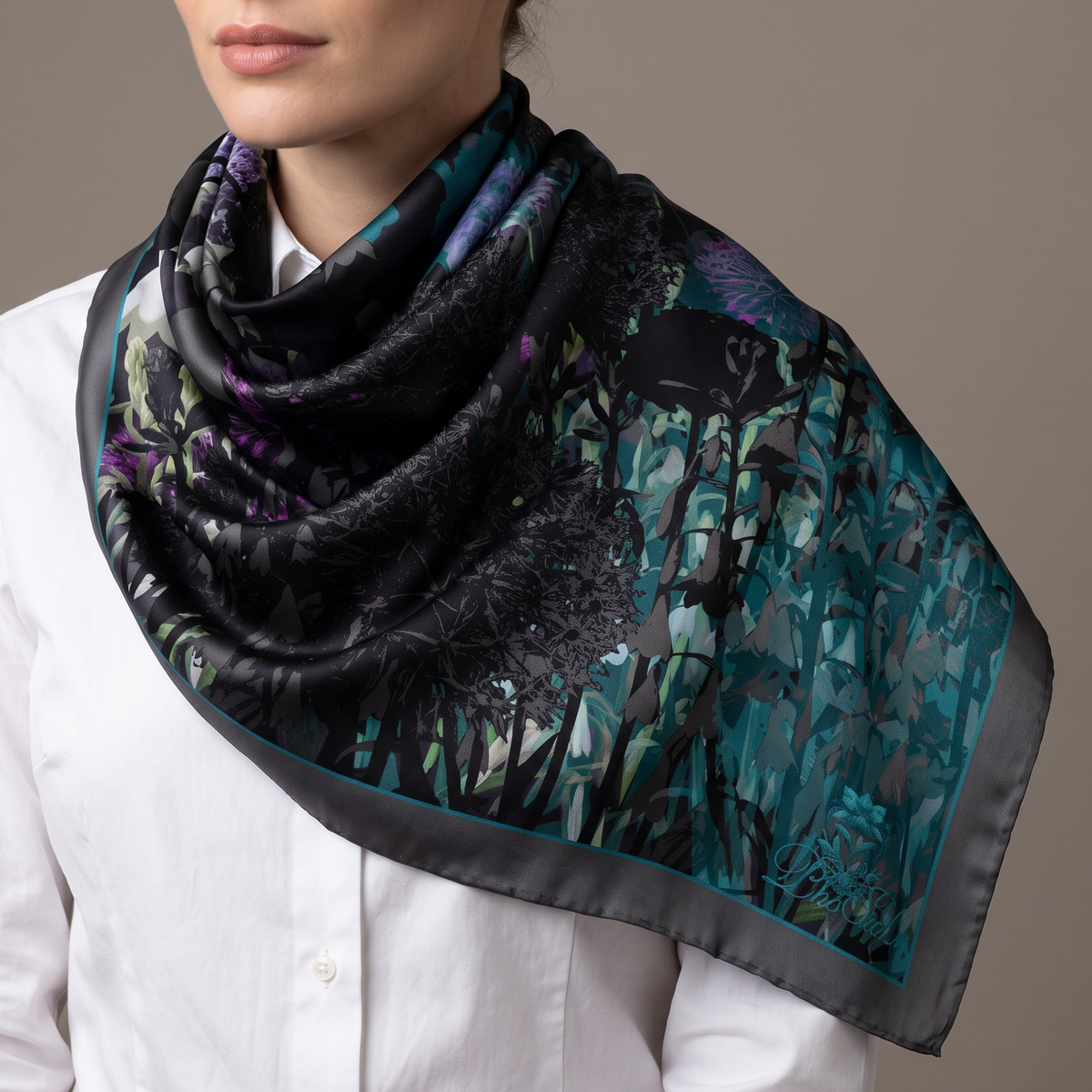 Dorcha: The Square Scarf