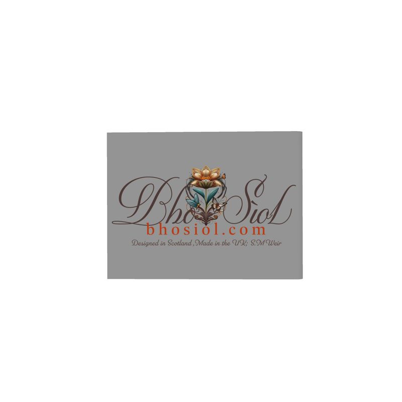 Signature Òr: The Square Scarf 115