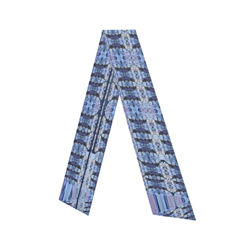Tartan Hydrangea Gorm: The Versatile Scarf