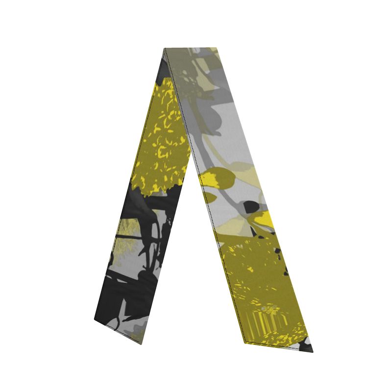Signature Òr: The Versatile Scarf