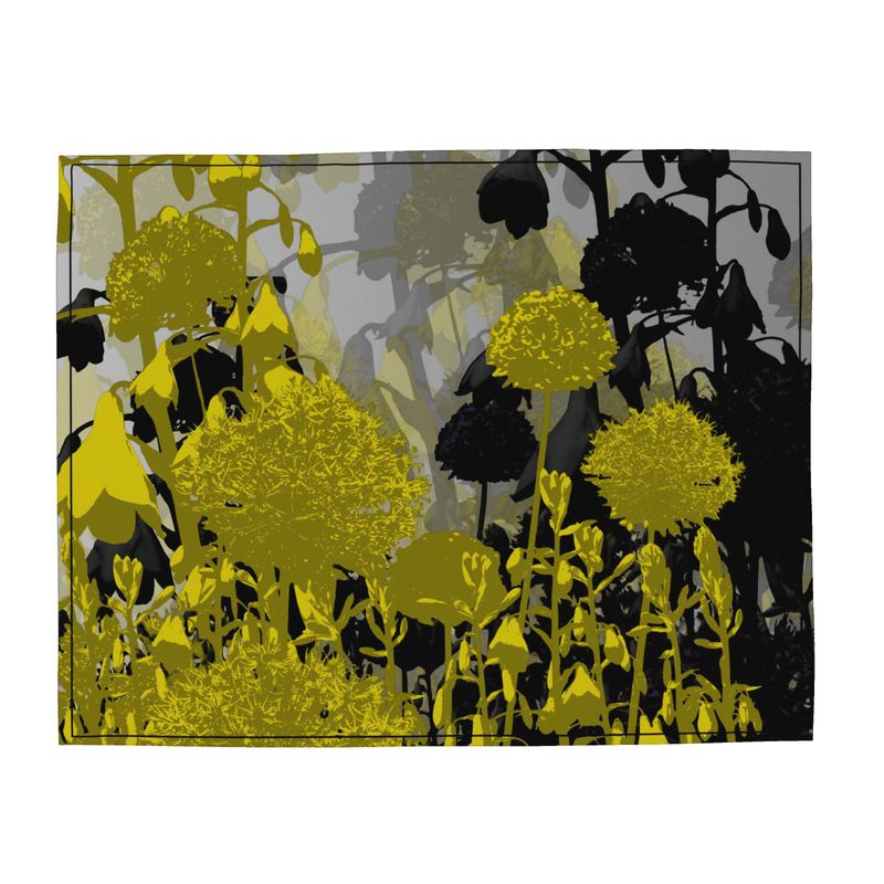 Signature Òr: The Extra Large Scarf