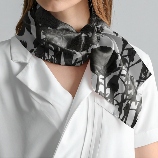 Amazing Grey: The Square Scarf 90