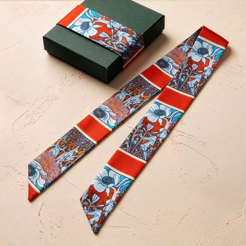 Nouveau Red: Skinny Scarf
