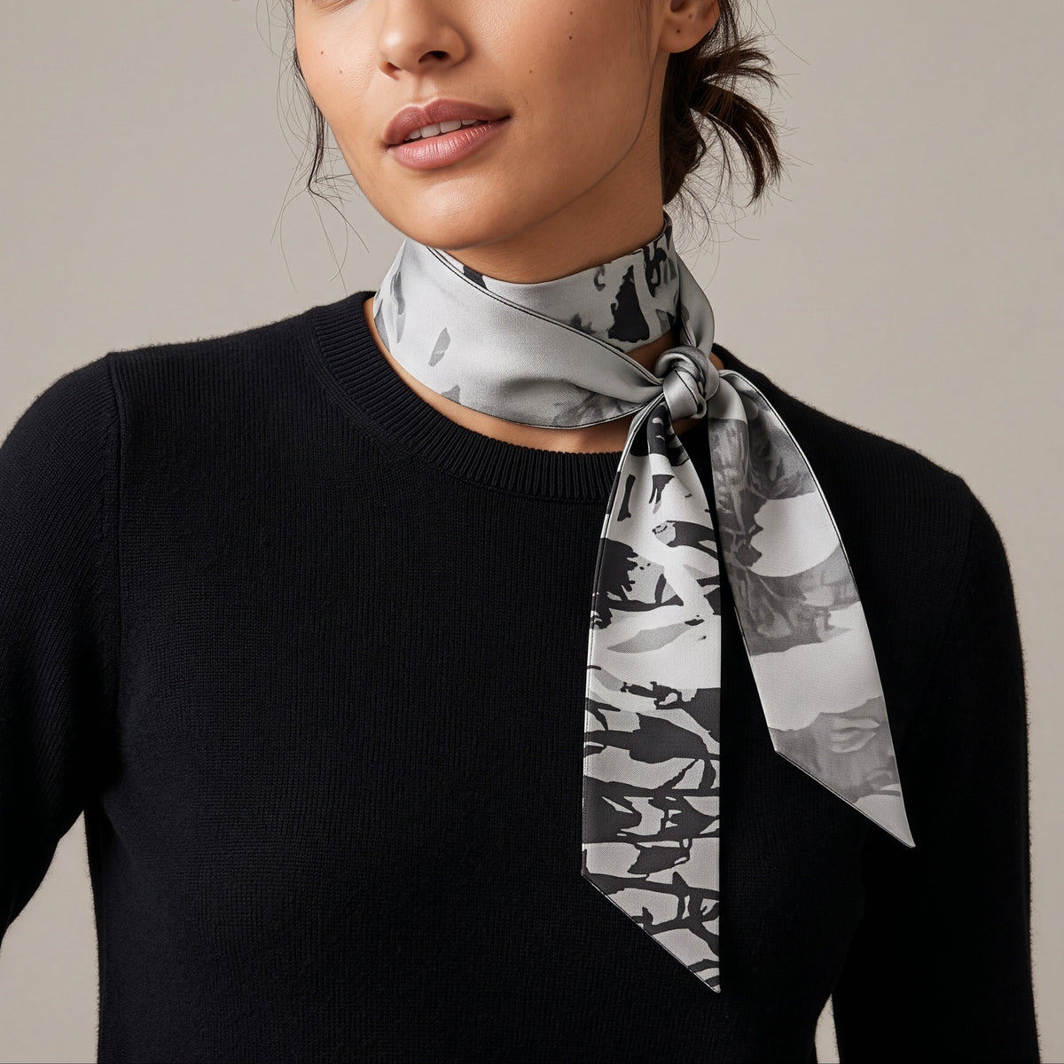 Amazing Grey: The Skinny Scarf