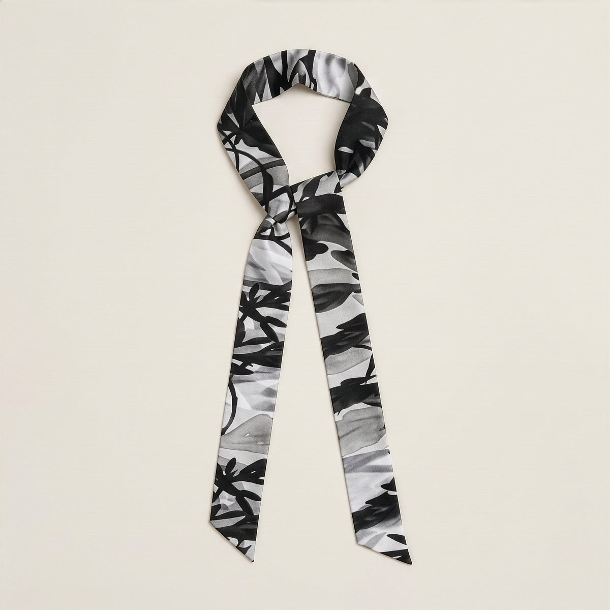 Amazing Grey: The Skinny Scarf