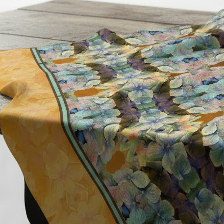 Tartan Hydrangea Buidhe: The Square Scarf