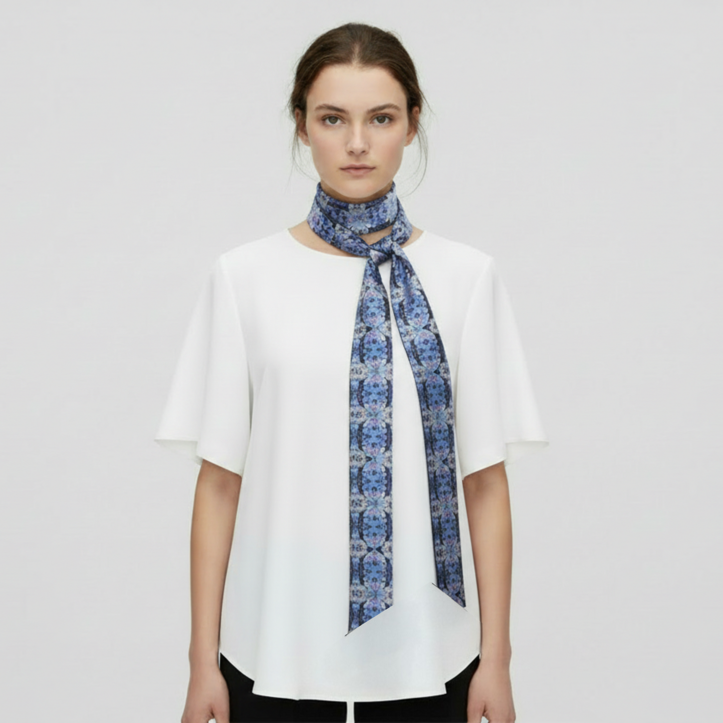 Tartan Hydrangea Gorm: The Skinny Scarf