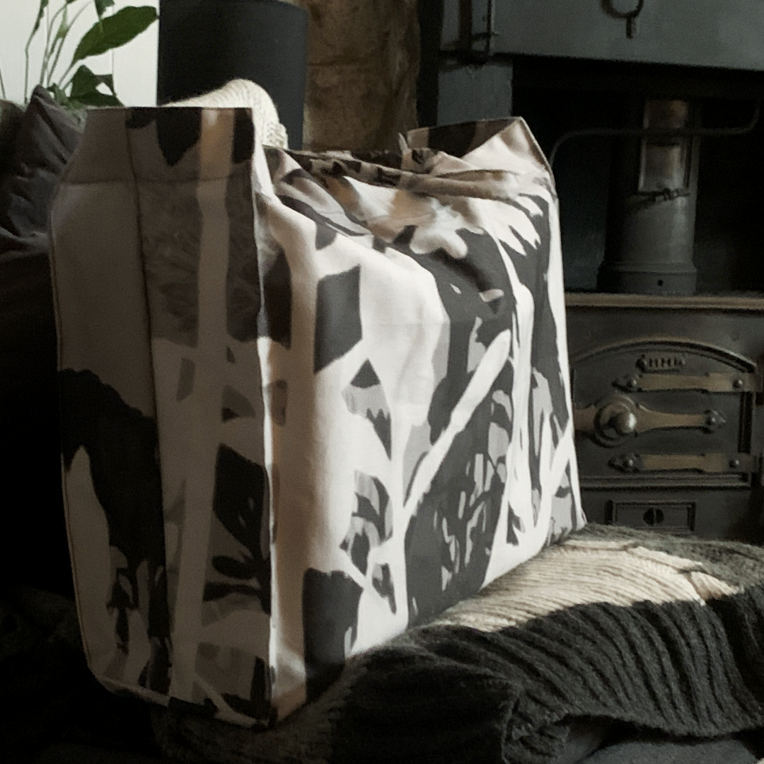 Amazing Grey: The Extra Large Tote